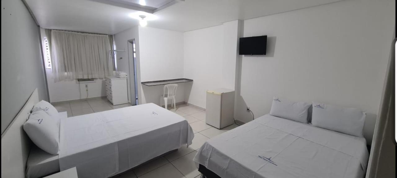 Petro Hotel Candeias Candeias  Esterno foto