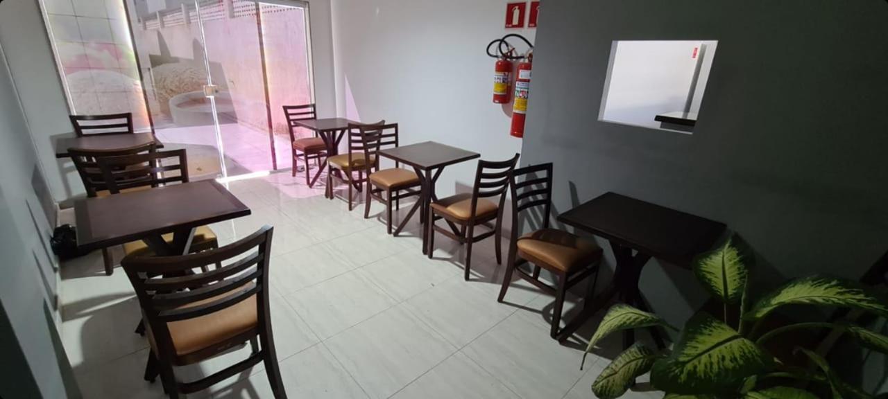 Petro Hotel Candeias Candeias  Esterno foto