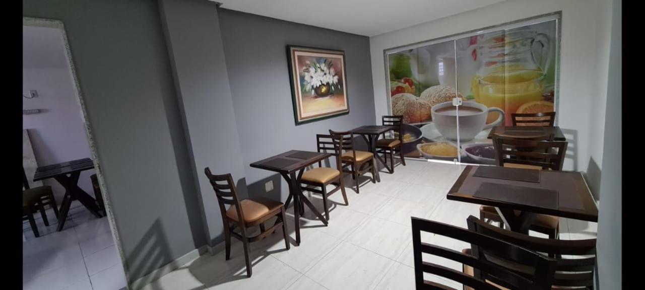 Petro Hotel Candeias Candeias  Esterno foto