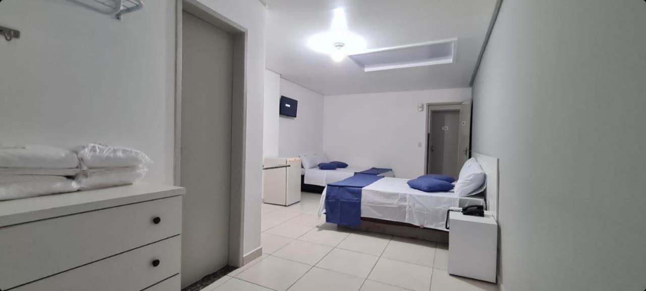 Petro Hotel Candeias Candeias  Esterno foto